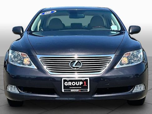Used 2009 Lexus LS 460 RWD image 3