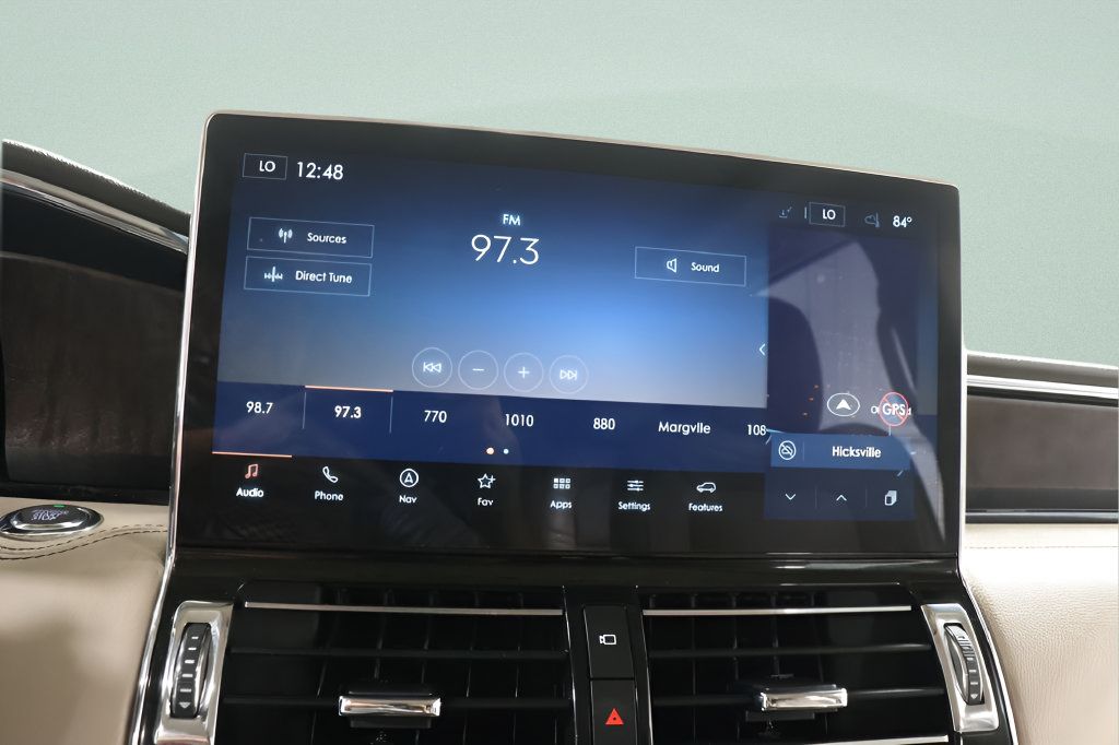Used 2022 Lincoln Navigator Reserve AWD/4WD image 12