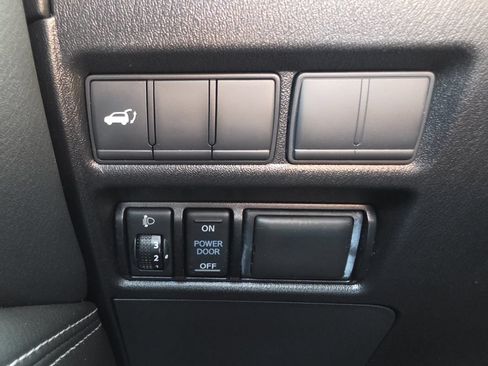 Used 2018 Nissan Armada SL w/ Moonroof Package AWD/4WD image 36