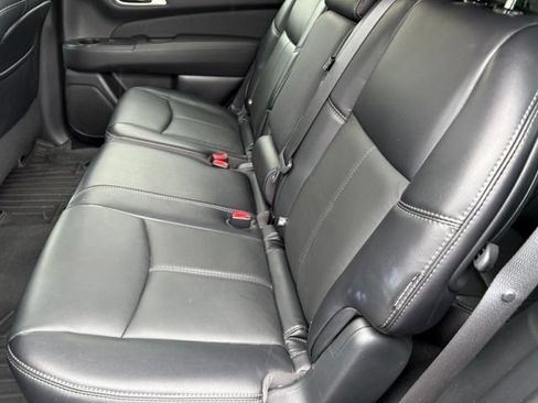 Certified 2020 Nissan Pathfinder SL w/ Cargo Package AWD/4WD image 10