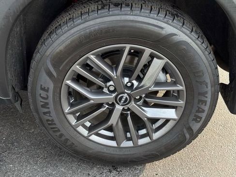 Certified 2023 Nissan Rogue S image 14