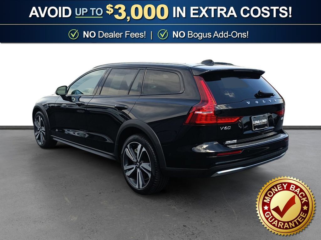 Used 2024 Volvo V60 B5 Cross Country Plus w/ Protection Package Premier AWD/4WD image 4