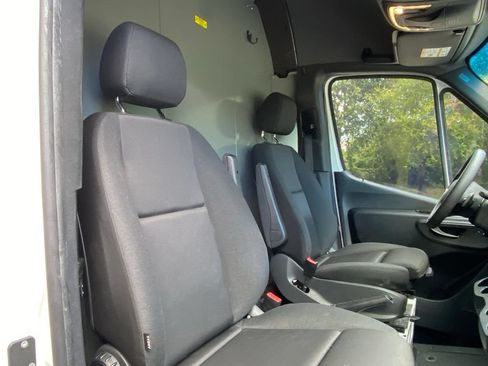 Used 2024 Mercedes-Benz Sprinter 3500 image 15