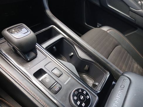 Used 2024 Nissan Pathfinder Rock Creek AWD/4WD image 21