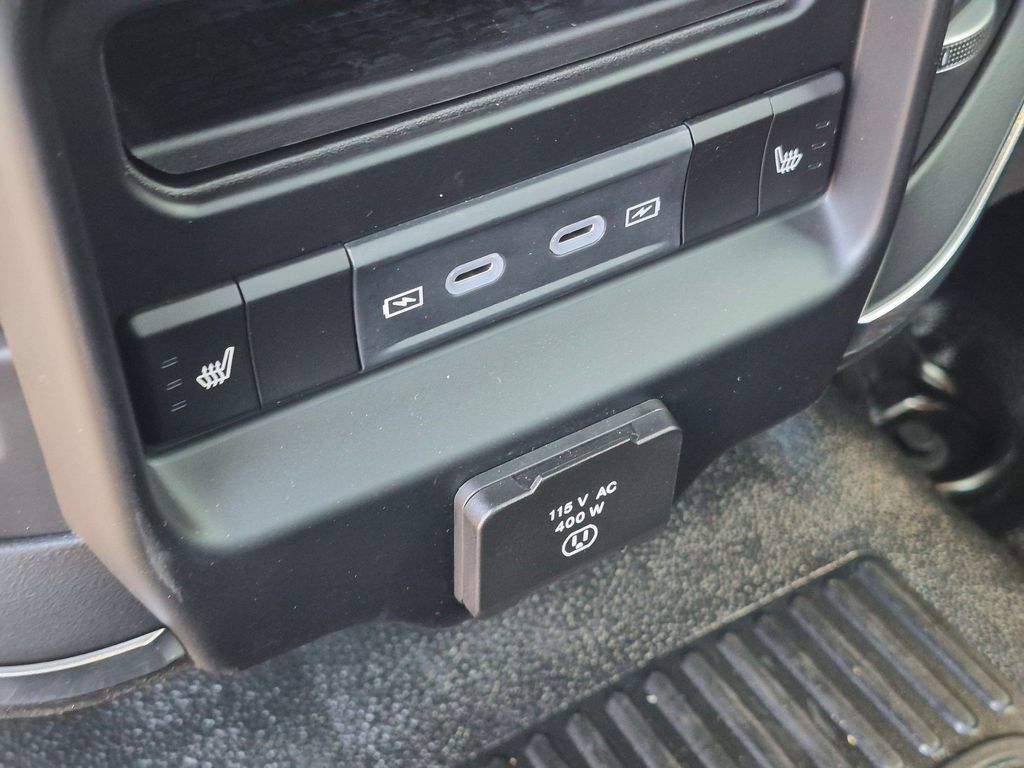 New 2026 RAM 5500 4x4 Crew Cab w/ Laramie Trim Package image 21