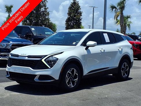 Used 2024 Kia Sportage LX FWD image 3