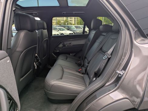 New 2026 Land Rover Range Rover Sport Dynamic SE AWD/4WD image 29