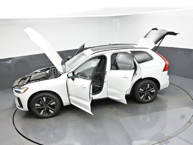 New 2026 Volvo XC60 B5 Core w/ Climate Package AWD/4WD image 52