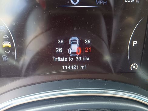 Used 2017 Jeep Grand Cherokee Laredo RWD image 14