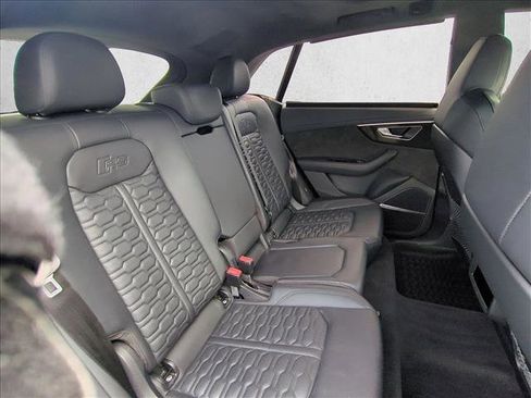 Used 2022 Audi RS Q8 w/ Black Optic Package image 21