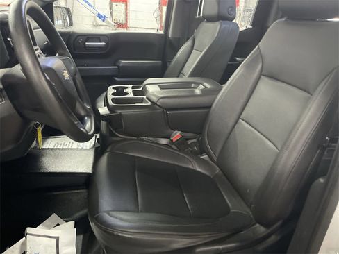 Used 2021 Chevrolet Silverado 1500 W/T w/ Trailering Package image 17