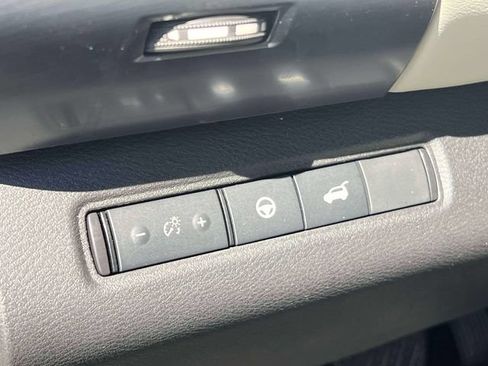 Certified 2023 Nissan Pathfinder SL AWD/4WD image 23