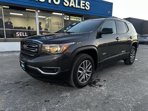 Used 2019 GMC Acadia SLE w/ Driver Alert Package I image 4