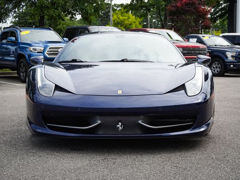 Used 2013 Ferrari 458 Italia Coupe RWD image 3