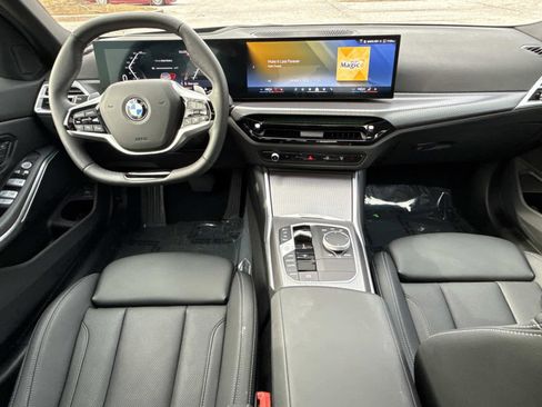 Certified 2025 BMW 330i xDrive Sedan w/ M Sport Package image 19