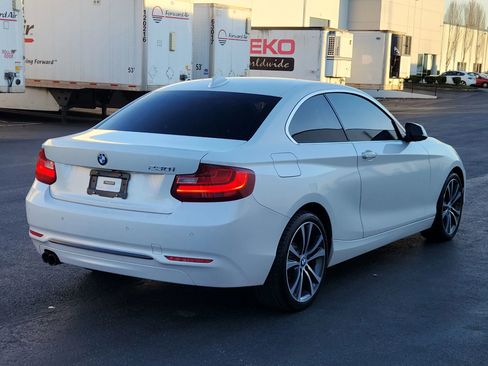 Used 2017 BMW 230i Coupe w/ Driving Assistance Package image 4
