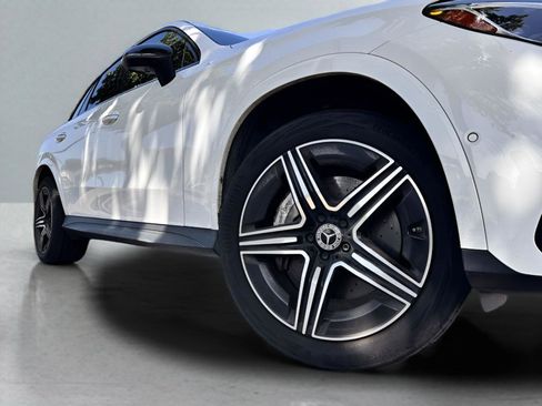 Used 2024 Mercedes-Benz GLC 300 image 8