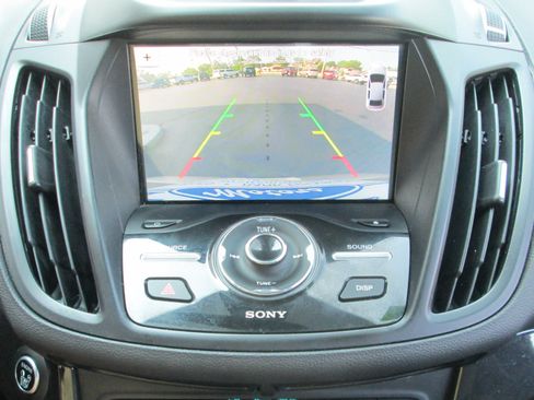 Used 2017 Ford Escape Titanium AWD/4WD image 16