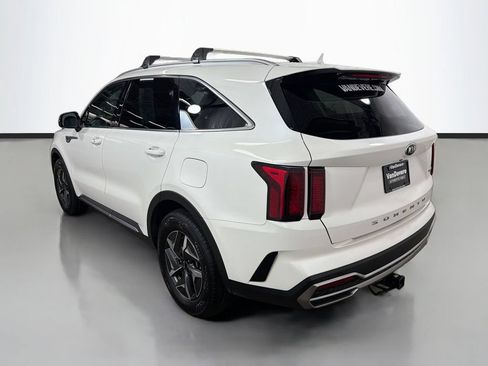Used 2021 Kia Sorento S FWD image 7