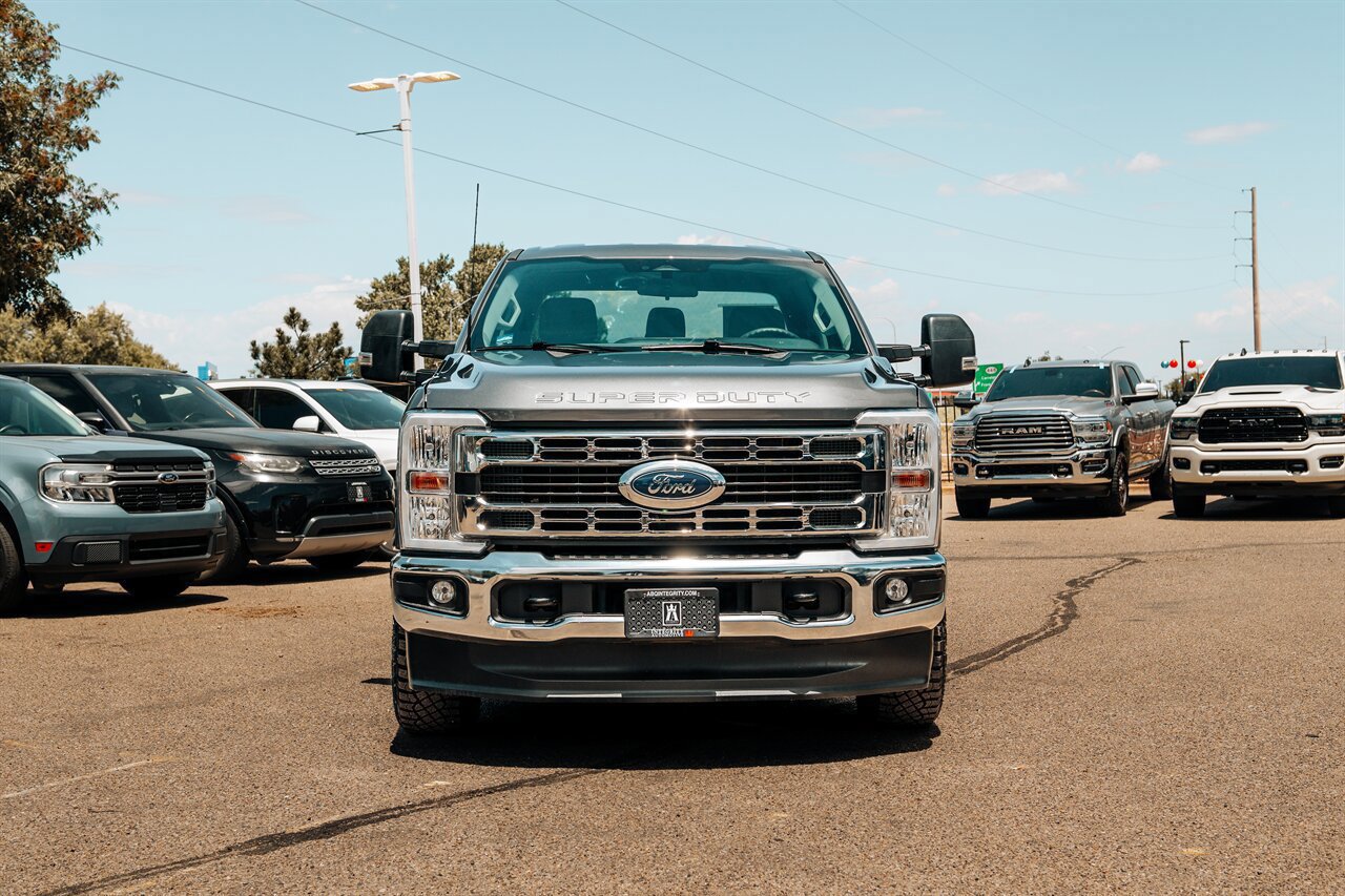 Used 2025 Ford F250 XLT AWD/4WD image 2