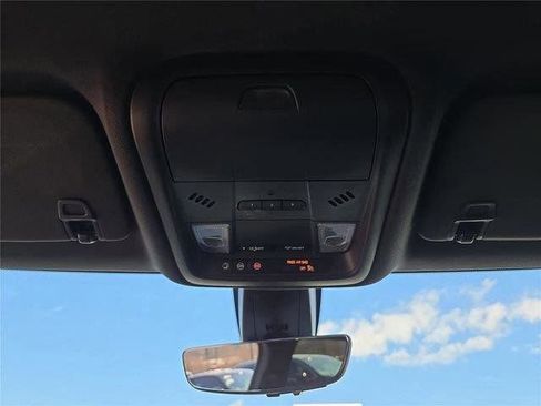 Used 2020 Chevrolet Blazer Premier w/ Driver Confidence II Package FWD image 26