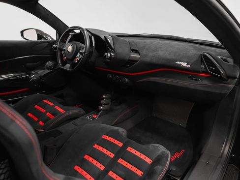 Certified 2020 Ferrari 488 Pista Coupe RWD image 28