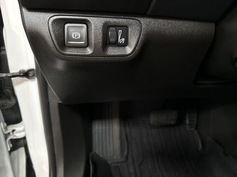 Used 2023 GMC Acadia AT4 w/ Preferred Package AWD/4WD image 32