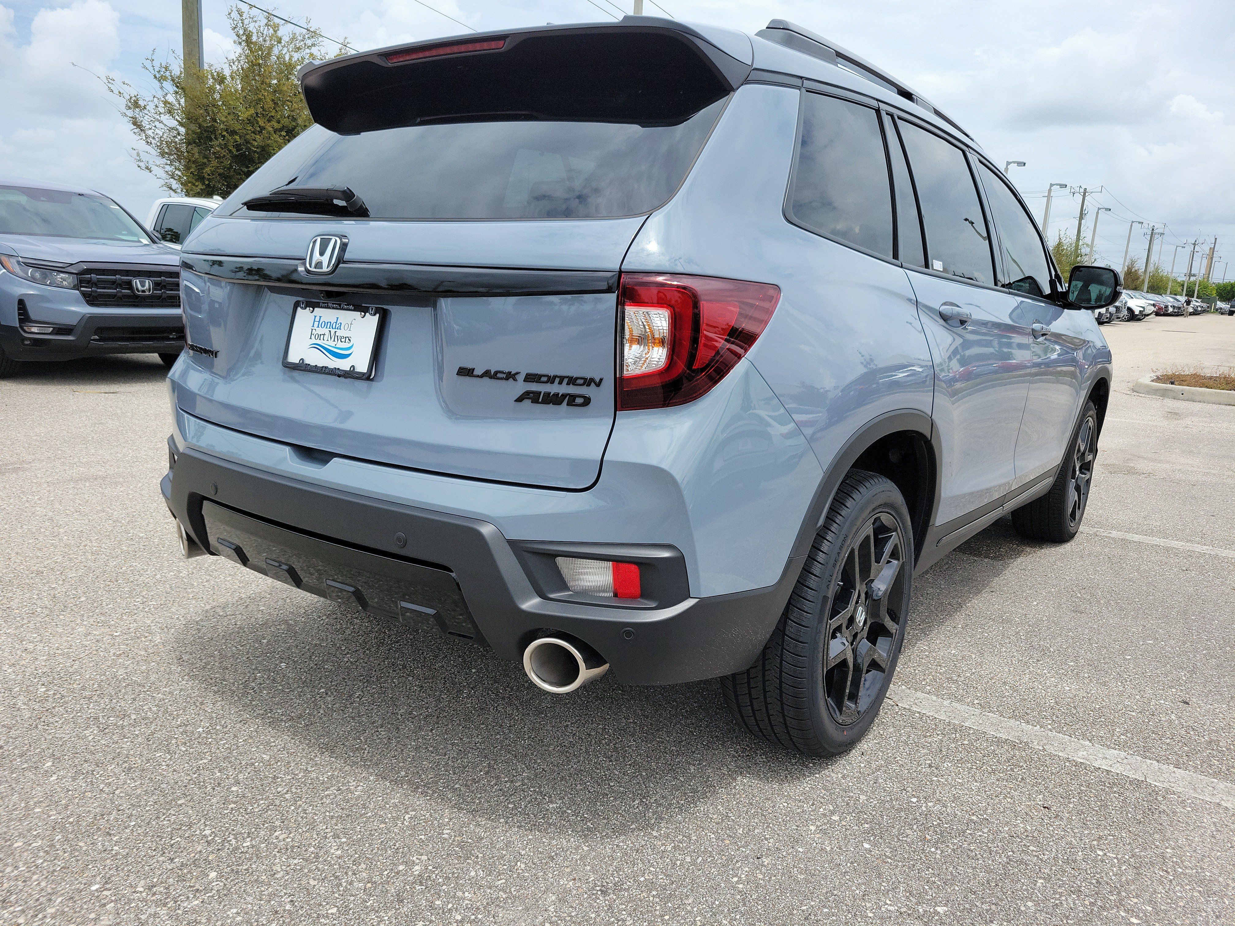 Used 2025 Honda Passport Black Edition image 6