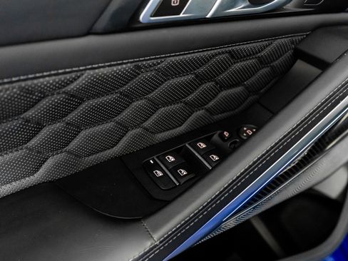 Used 2024 BMW X6 M Competition image 45