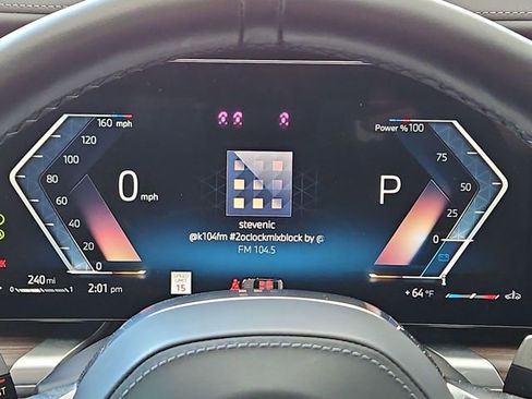 Used 2023 BMW 740i image 14