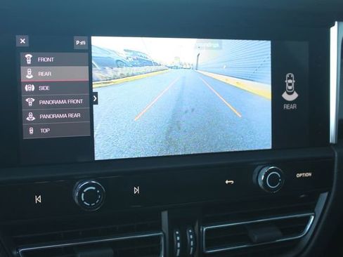 Certified 2023 Porsche Macan image 22