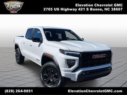 Used 2025 GMC Canyon Elevation w/ Convenience Package