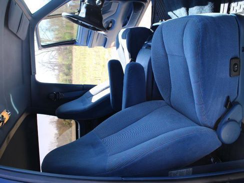 Used 1994 Ford Bronco XLT image 10