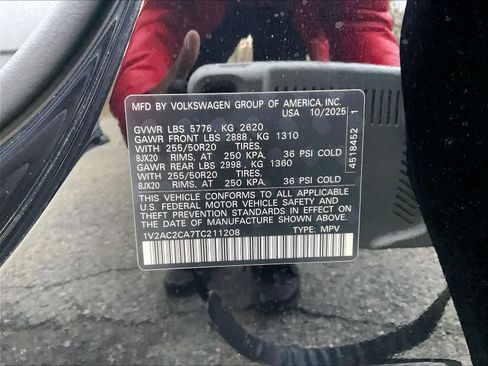 New 2026 Volkswagen Atlas Cross Sport SEL R-Line image 17