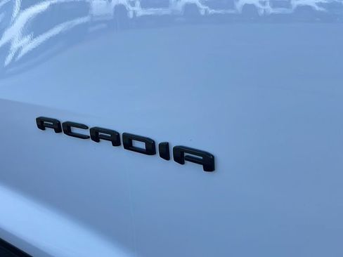 Used 2026 GMC Acadia Elevation w/ Black Edition FWD image 10