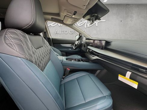 New 2026 Nissan Murano Platinum image 24