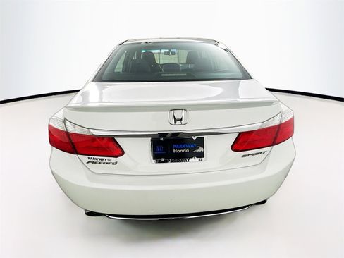 Used 2014 Honda Accord Sport image 6