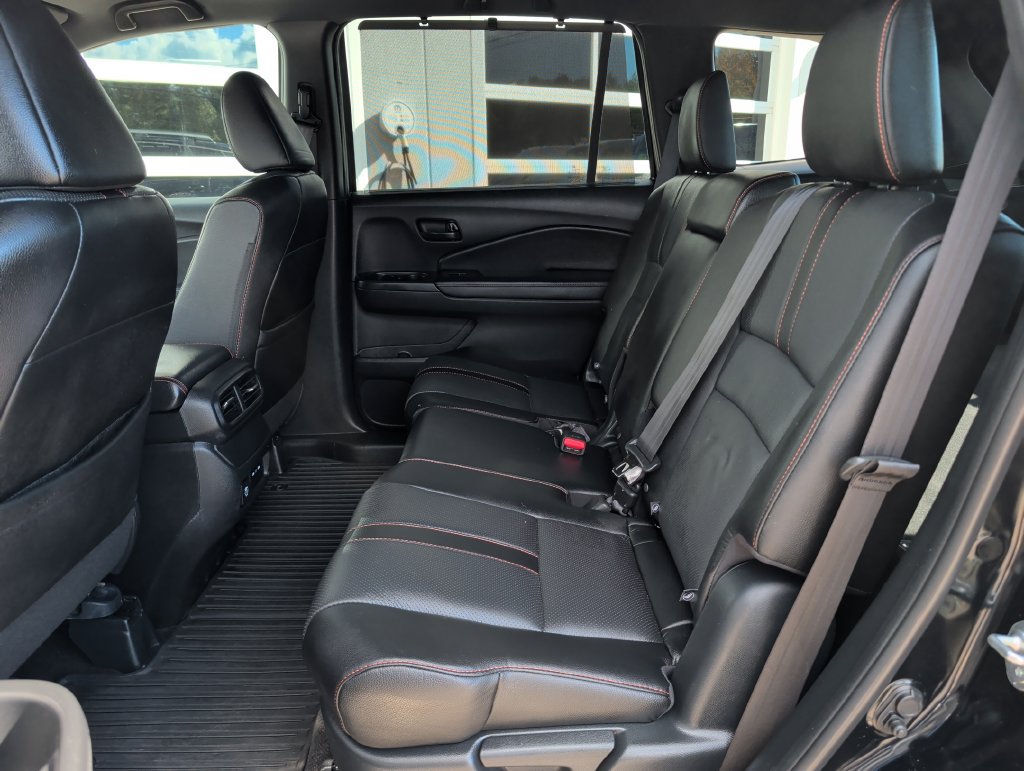 Used 2024 Honda Passport TrailSport image 30