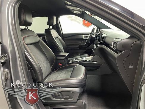 Used 2022 Ford Explorer ST-Line w/ Class IV Trailer Tow Package image 22