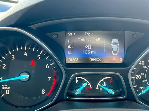 Used 2017 Ford Escape Titanium image 12