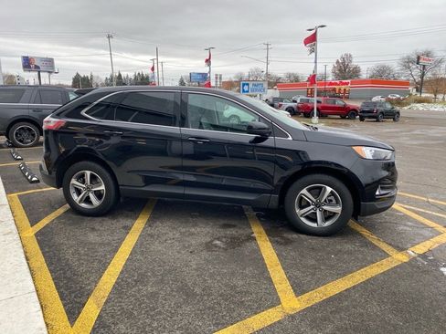 Used 2024 Ford Edge SEL w/ Convenience Package image 6