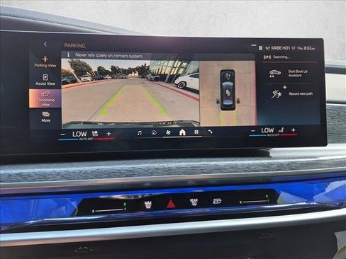 Used 2025 BMW 760i xDrive w/ Executive Package AWD/4WD image 14