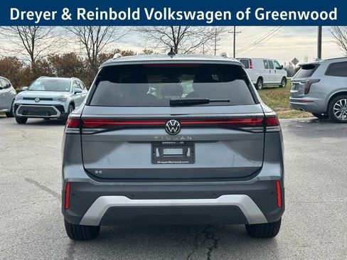 New 2026 Volkswagen Tiguan SE image 6
