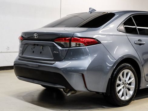 Used 2020 Toyota Corolla XLE image 13