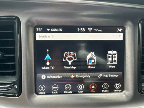 Used 2019 Dodge Challenger SXT image 17