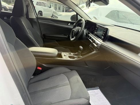 Used 2021 Kia K5 LXS image 11