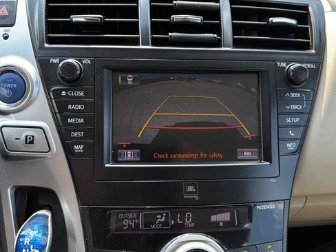 Used 2012 Toyota Prius V Five FWD image 28