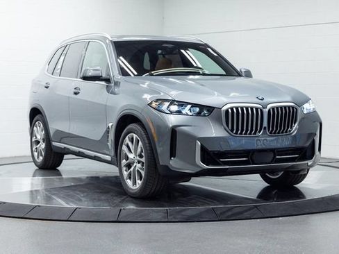 New 2026 BMW X5 xDrive40i w/ Premium Package AWD/4WD image 5