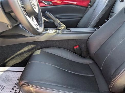 Used 2022 MAZDA MX-5 Miata Grand Touring w/ Weather Package image 18