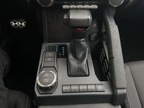 Used 2024 Toyota Tacoma TRD Sport RWD image 25